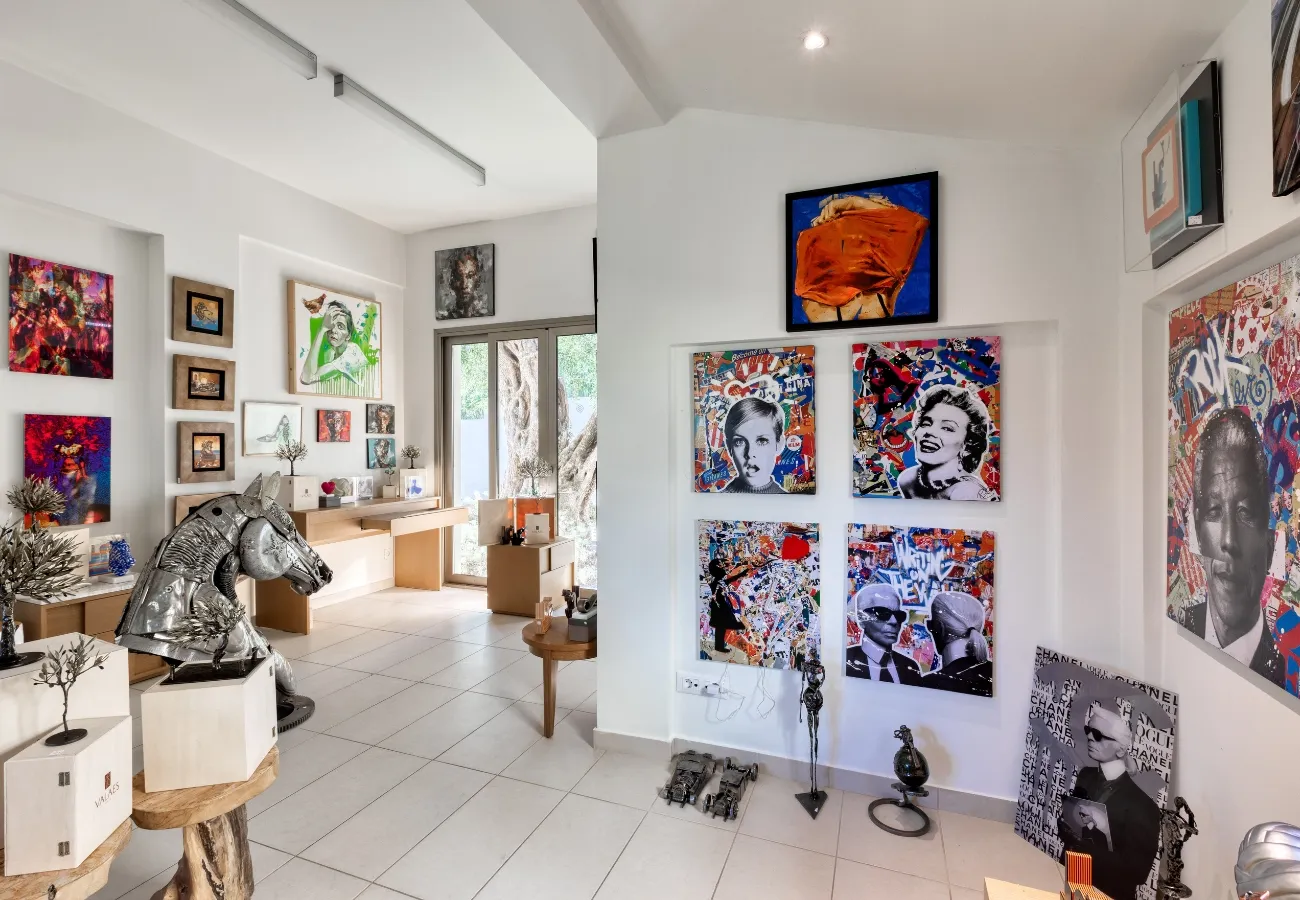 Art Gallery in Corfu
